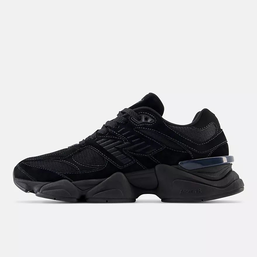9060 [Core Black]