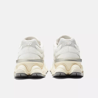 9060 [Sea Salt / Cream]